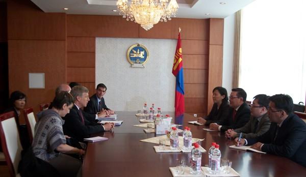 Deputy Secretary Poneman meets with Mongolia’s Foreign Minister to discuss energy issues.