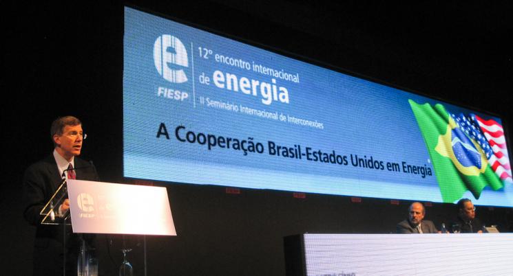 Deputy Secretary Daniel Poneman addresses attendees at the 12th International Meeting of Energy during his recent trip to Brazil | Department of Energy Image | Photo by Jen Stutsman Deputy Secretary Daniel Poneman addresses attendees at the 12th International Meeting of Energy during his recent trip to Brazil | Department of Energy Image | Photo by Jen Stutsman