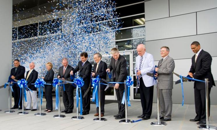 Secretary Chu joins local officials and dignitaries for Celgard's ribbon-cutting. | Photo courtesy of Celgard Secretary Chu joins local officials and dignitaries for Celgard's ribbon-cutting. | Photo courtesy of Celgard
