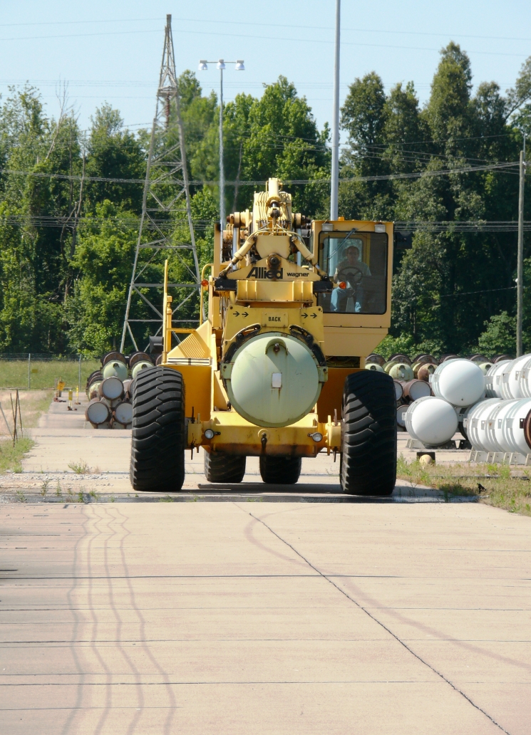 This June marks the start of work to feed about 1,100 14-ton cylinders filled with depleted uranium tails into the Paducah Gaseous Diffusion Plant. This June marks the start of work to feed about 1,100 14-ton cylinders filled with depleted uranium tails into the Paducah Gaseous Diffusion Plant.