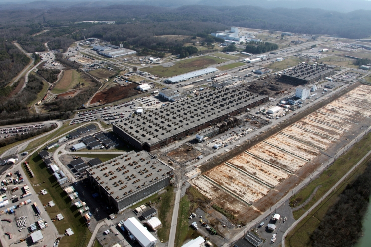 Employees at Oak Ridge are accelerating work at K-25’s East Wing. Sixty percent of the remaining structure is expected to be down by the end of the September. Employees at Oak Ridge are accelerating work at K-25’s East Wing. Sixty percent of the remaining structure is expected to be down by the end of the September.