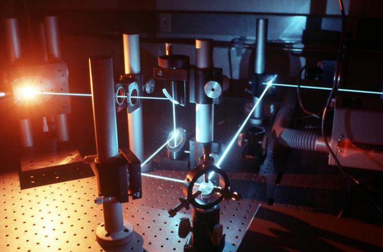 Lasers used for photovoltaic research in one of SERI's PV labs. | Photo courtesy of the National Renewable Energy Laboratory Lasers used for photovoltaic research in one of SERI's PV labs. | Photo courtesy of the National Renewable Energy Laboratory
