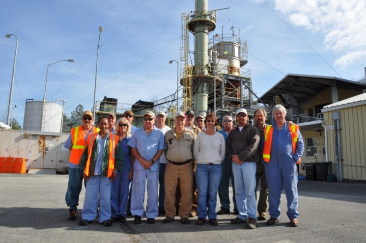 Members of the team that helped safely close the Toxic Substances Control Act Incinerator at Oak Ridge gather for a photo. The team is from URS|CH2M, Oak Ridge, the prime contractor for the Oak Ridge Office of Environmental Management.