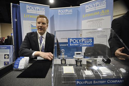 William Mouat explains the PolyPlus battery technology. | Energy Department photo, credit Ken Shipp. William Mouat explains the PolyPlus battery technology. | Energy Department photo, credit Ken Shipp.