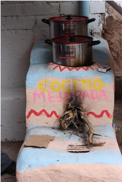 Improved cookstove in village of Santa Cruz de Lanchi, installed through Peru’s national cookstove program. | Photo credit: Ranyee Chiang, DOE