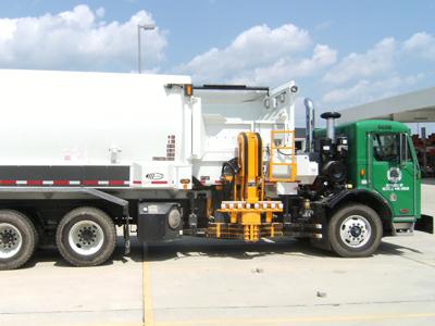 Peterbilt Model 320 Hybrid HLAs are being put to use in Ann Arbor, MI, where they will serve as recycling trucks. | Photo Courtesy of Peterbilt Motors Company Peterbilt Model 320 Hybrid HLAs are being put to use in Ann Arbor, MI, where they will serve as recycling trucks. | Photo Courtesy of Peterbilt Motors Company