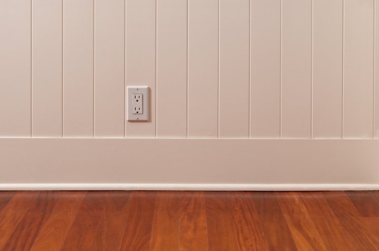 For a thorough and accurate measurement of air leakage in your home, hire a qualified technician to conduct an energy assessment, particularly a blower door test. 