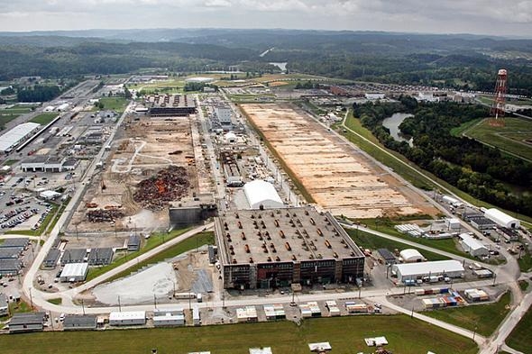 Demolition of K-25, DOE’s largest-ever demolition project, is ongoing. Demolition of K-25, DOE’s largest-ever demolition project, is ongoing.