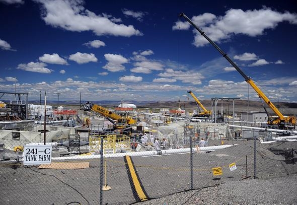 EM’s Office of River Protection has successfully removed waste from a tenth storage tank at the Hanford site. Located in C Farm, C-109 is one of 16 underground tanks ranging in capacity from 55,000 to 530,000 gallons. EM’s Office of River Protection has successfully removed waste from a tenth storage tank at the Hanford site. Located in C Farm, C-109 is one of 16 underground tanks ranging in capacity from 55,000 to 530,000 gallons.