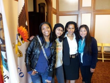 Karina Edmonds, Technology Transfer Coordinator for the Department of Energy, meets with girls from the University of San Francisco Upward Bound Math and Science Program. (Photo courtesy of USF Upward Bound Math and Science Program) Karina Edmonds, Technology Transfer Coordinator for the Department of Energy, meets with girls from the University of San Francisco Upward Bound Math and Science Program. (Photo courtesy of USF Upward Bound Math and Science Program)