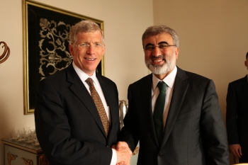 Deputy Secretary Poneman and Minister Yildiz discussed ways our two countries can improve our energy security as well as ways to expand ongoing cooperation on energy efficiency and clean energy alternatives, while promoting cooperation between U.S. and Turkish companies. Deputy Secretary Poneman and Minister Yildiz discussed ways our two countries can improve our energy security as well as ways to expand ongoing cooperation on energy efficiency and clean energy alternatives, while promoting cooperation between U.S. and Turkish companies.