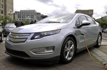 Plug-in electric vehicles, such as the Chevrolet Volt, run on electricity for short trips but use gasoline for longer trips. | Department of Energy photo Plug-in electric vehicles, such as the Chevrolet Volt, run on electricity for short trips but use gasoline for longer trips. | Department of Energy photo