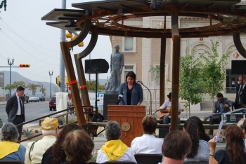 Members of the community gathered to celebrate the opening of the Aztec Calendar Pavilion, the first renewable energy education project in El Paso, Texas. | Photo courtesy of the City of El Paso. Members of the community gathered to celebrate the opening of the Aztec Calendar Pavilion, the first renewable energy education project in El Paso, Texas. | Photo courtesy of the City of El Paso.