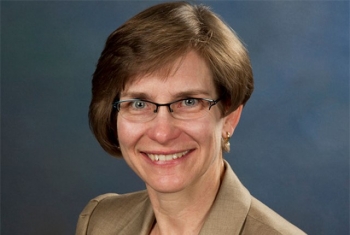 Elizabeth Hunke develops advanced ocean and ice models for evaluating the role of ocean and ice in climate change and projecting the impact of such change globally. Elizabeth Hunke develops advanced ocean and ice models for evaluating the role of ocean and ice in climate change and projecting the impact of such change globally.