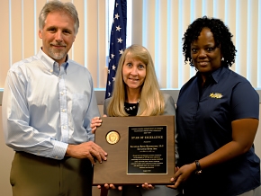 SRR President and Project Manager Ken Rueter (left), SRR Director of Environmental, Safety, Health and Quality and Contractor Assurance Patricia Allen and SRR VPP Chair Donletta Watts (right) accept DOEâs VPP Star of Excellence award. SRR President and Project Manager Ken Rueter (left), SRR Director of Environmental, Safety, Health and Quality and Contractor Assurance Patricia Allen and SRR VPP Chair Donletta Watts (right) accept DOEâs VPP Star of Excellence award.