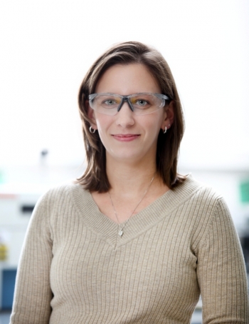 Melanie Moses DeBusk is leading ORNLâs project on membrane-based water recovery from engine exhaust for both potable water and improved engine efficiency applications. Melanie Moses DeBusk is leading ORNLâs project on membrane-based water recovery from engine exhaust for both potable water and improved engine efficiency applications.