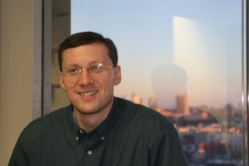 Agrivida's President and co-founder Mike Raab. His company is using ARPA-E funding to develop a new method for converting plant biomass into useful feedstock for the production of biofuels. | Photo courtesy of ARPA-E. Agrivida's President and co-founder Mike Raab. His company is using ARPA-E funding to develop a new method for converting plant biomass into useful feedstock for the production of biofuels. | Photo courtesy of ARPA-E.