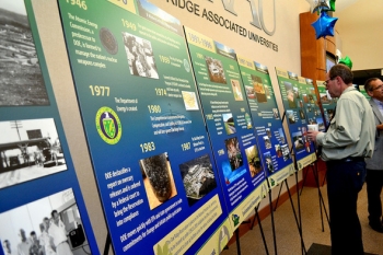 Displays at the event provide timelines and accomplishments of Oak Ridgeâs EM program. Displays at the event provide timelines and accomplishments of Oak Ridgeâs EM program.