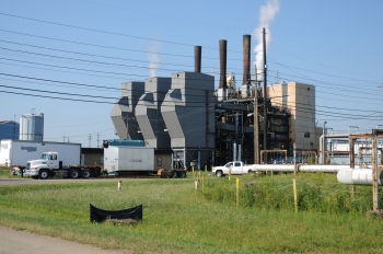 A new natural gas-fired steam plant will replace an older coal-fired steam plant shown here. The new plant has the capacity to heat buildings at the Portsmouth site much more efficiently than the old coal-fired steam plant. A new natural gas-fired steam plant will replace an older coal-fired steam plant shown here. The new plant has the capacity to heat buildings at the Portsmouth site much more efficiently than the old coal-fired steam plant.