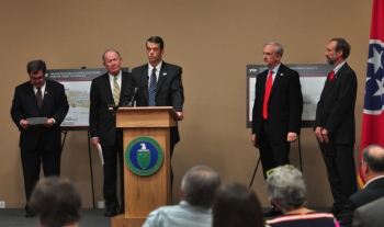 Tennessee Department of Environment and Conservation Commissioner Robert Martineau, left to right, U.S. Sen. Lamar Alexander (R-Tenn.), Oak Ridge EM Manager Mark Whitney, EM Senior Advisor Dave Huizenga and EPA Deputy Regional Administrator for Region 4 Stan Meiburg gathered for the announcement on mercury cleanup. Tennessee Department of Environment and Conservation Commissioner Robert Martineau, left to right, U.S. Sen. Lamar Alexander (R-Tenn.), Oak Ridge EM Manager Mark Whitney, EM Senior Advisor Dave Huizenga and EPA Deputy Regional Administrator for Region 4 Stan Meiburg gathered for the announcement on mercury cleanup.