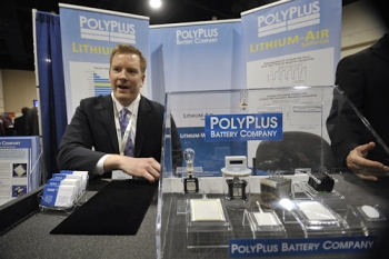 William Mouat explains the PolyPlus battery technology. | Energy Department photo, credit Ken Shipp. William Mouat explains the PolyPlus battery technology. | Energy Department photo, credit Ken Shipp.
