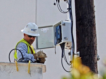 CenterPoint Energy employees are installing smart meters and automated distribution equipment in the companyâs electric grid in Houston, Texas. | Photo courtesy of CenterPoint Energy CenterPoint Energy employees are installing smart meters and automated distribution equipment in the companyâs electric grid in Houston, Texas. | Photo courtesy of CenterPoint Energy