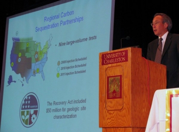 Sec. Chu speaks about carbon capture and sequestration. | Energy Department Photo Sec. Chu speaks about carbon capture and sequestration. | Energy Department Photo