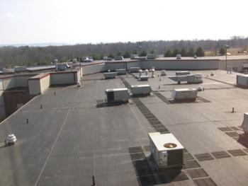 The roof of the justice center where a solar panel array will be installed to power a solar thermal water-heating system | Photo courtesy of Blount County, Tenn. The roof of the justice center where a solar panel array will be installed to power a solar thermal water-heating system | Photo courtesy of Blount County, Tenn.