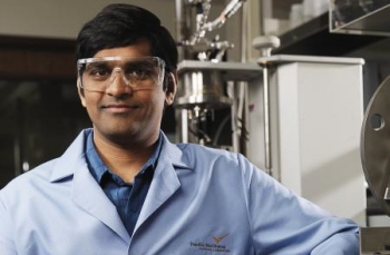 Praveen Thallapally | photo courtesy of Pacific Northwest National Lab Praveen Thallapally | photo courtesy of Pacific Northwest National Lab