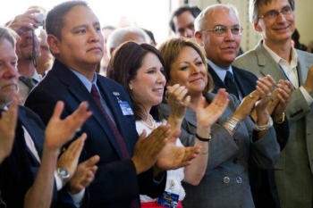 From left, EM Deputy Assistant Secretary for Waste Management Frank Marcinowski, San Ildefonso Pueblo Governor Terry Aguilar, Los Alamos County Council Chair Sharon Stover, New Mexico Governor Susana Martinez, Los Alamos Site Office Manager Kevin Smith, and Laboratory Director Charles McMillan applaud as the 1,000th shipment of waste leaves Los Alamos National Laboratory. From left, EM Deputy Assistant Secretary for Waste Management Frank Marcinowski, San Ildefonso Pueblo Governor Terry Aguilar, Los Alamos County Council Chair Sharon Stover, New Mexico Governor Susana Martinez, Los Alamos Site Office Manager Kevin Smith, and Laboratory Director Charles McMillan applaud as the 1,000th shipment of waste leaves Los Alamos National Laboratory.