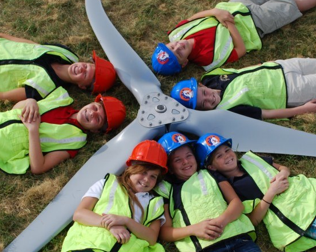 Idaho students learn about wind turbines; Source: Wind for Schools Idaho students learn about wind turbines; Source: Wind for Schools