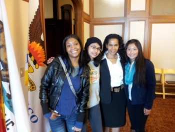 Karina Edmonds, Technology Transfer Coordinator for the Department of Energy, meets with girls from the University of San Francisco Upward Bound Math and Science Program. (Photo courtesy of USF Upward Bound Math and Science Program) Karina Edmonds, Technology Transfer Coordinator for the Department of Energy, meets with girls from the University of San Francisco Upward Bound Math and Science Program. (Photo courtesy of USF Upward Bound Math and Science Program)