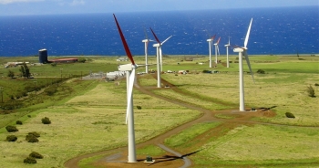 Photo of wind turbines at Hawaii Renewable Development, located on the Northern tip of Hawaii at Upolu Point.The project utilizes 16 Vestas V-47 660kW turbines, spread over approximately 250 acres. | Photo from Hawaiian Electric Light Company, NREL 14697 Photo of wind turbines at Hawaii Renewable Development, located on the Northern tip of Hawaii at Upolu Point.The project utilizes 16 Vestas V-47 660kW turbines, spread over approximately 250 acres. | Photo from Hawaiian Electric Light Company, NREL 14697