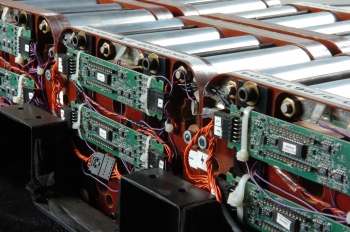 Vehicle Technologies Office: Batteries Vehicle Technologies Office: Batteries