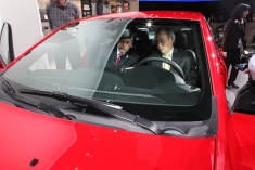 1. Secretary Chu at the Detroit Auto Show