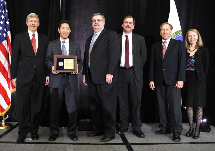 (from left to right) Daniel Poneman; David Arakawa; Phillip Kraushaar; Johnny Moore; Daniel Lehman; Ingrid Kolb (from left to right) Daniel Poneman; David Arakawa; Phillip Kraushaar; Johnny Moore; Daniel Lehman; Ingrid Kolb