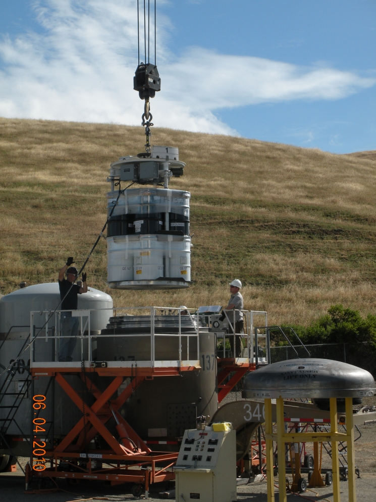 Employees load transuranic waste into a shipping container at Vallecitos Nuclear Center Employees load transuranic waste into a shipping container at Vallecitos Nuclear Center