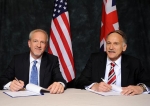 DOE Senior Advisor for Environmental Management David Huizenga (left) and Mark
Lesinski, U.K.'s Nuclear Decommissioning Authority (NDA) Executive Director for Delivery,
renewed the Statement of Intent between DOE and NDA in a signing ceremony this week.