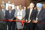 World energy leaders at the ribbon cutting for the CEM Innovation Showcase Pavilion, from L to R: Dr. Farooq Abdullah, Indian Minister of New & Renewable Energy; South African Energy Minister Dipuo Peters; U.S. Energy Secretary Steven Chu; Deputy Chairman of Indian Planning Commission Montek Singh Ahluwalia.
