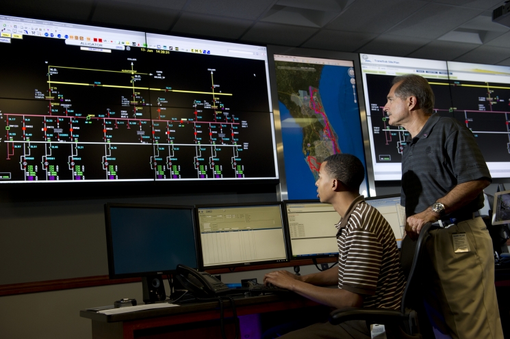 Learn how a <a href="/node/625041">milestone project in Florida</a> is helping to advance America's smart grid. Learn how a <a href="/node/625041">milestone project in Florida</a> is helping to advance America's smart grid.